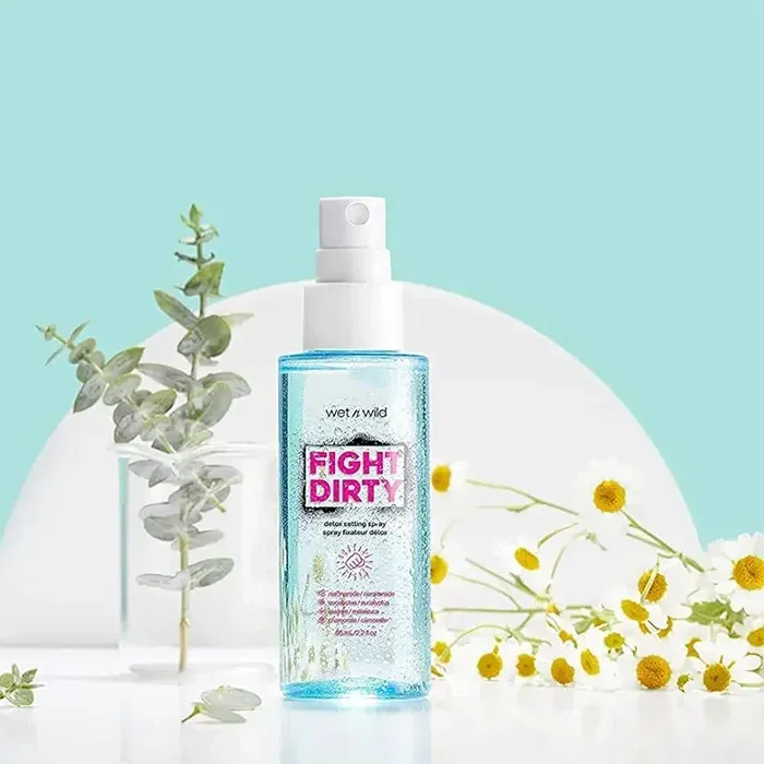 اسپری فیکس آرایش وت اند وایلد مدل FIGHT DIRTY حجم 65 میلی لیتر