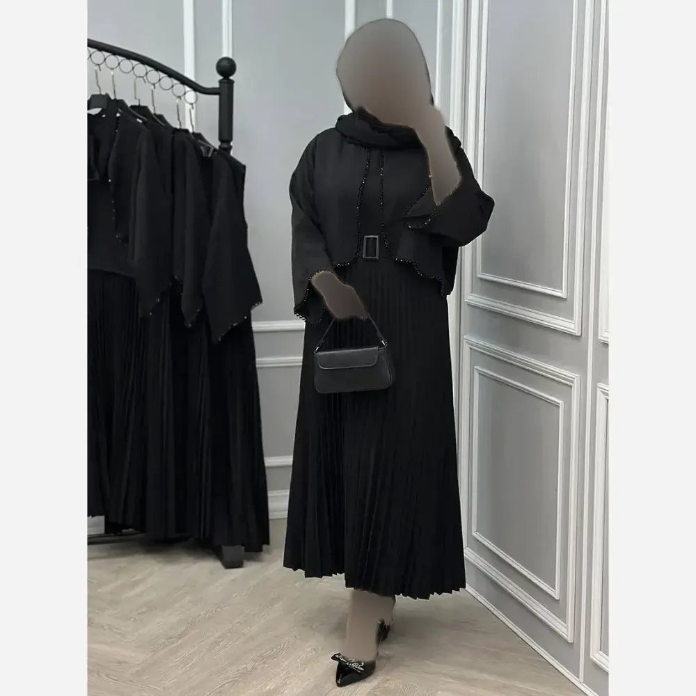 سه تیکه زنانه مدل فاریا سارافون بوگاتی و کت کرپ مازراتی رنگ مشکی فری سایز